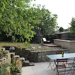 Villa L'echauguette, De Luxe Avec Piscine Au Pied De La Cite Carcassonne