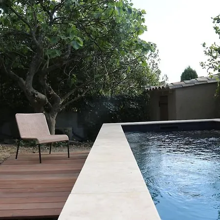 Villa L'echauguette, De Luxe Avec Piscine Au Pied De La Cite *