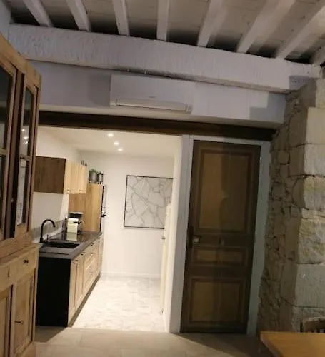 Villa L'echauguette, De Luxe Avec Piscine Au Pied De La Cite